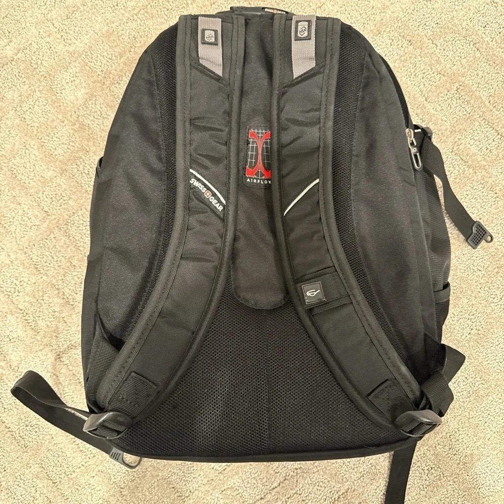 SwissGear smart scan Black Backpack with Red Logo